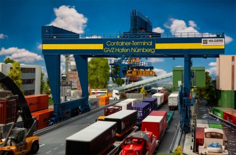 Faller 120291 GVZ Hafen Nrnberg Container Gantry Kit