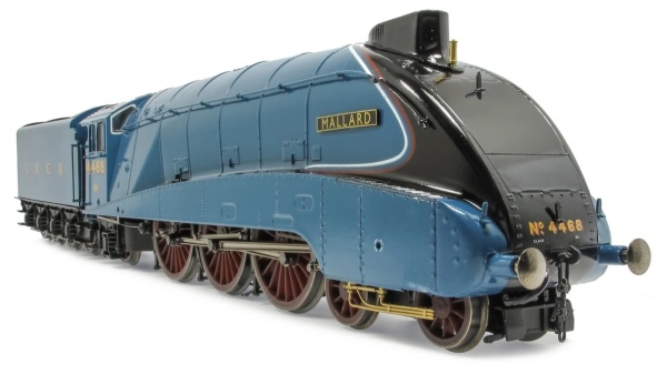 Hornby R3687 LNER Class A4 Mallard No.4468 (NRM Special) - Gloss Finish 80th Anniversary Edition